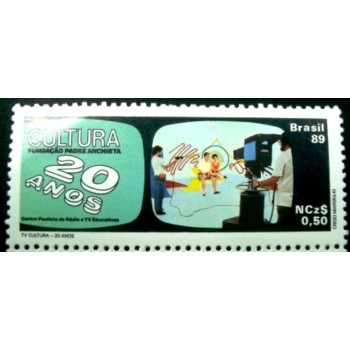 Selo postal do Brasil de 1989 TV Cultura M