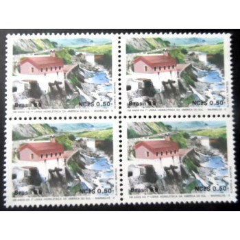 Quadra de selos postais do Brasil de 1989 Marmelos M