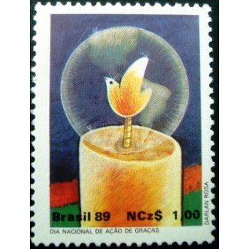 Selo postal do Brasil de 1989 Vela M