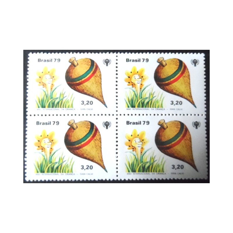 Quadra de selos postais do Brasil de - 1979 Pião M