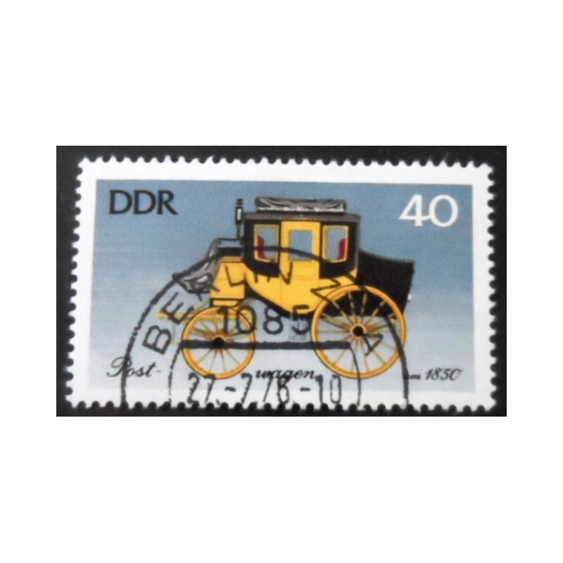 Selo postal da Alemanha Oriental de 1976 Post Carriage 1850