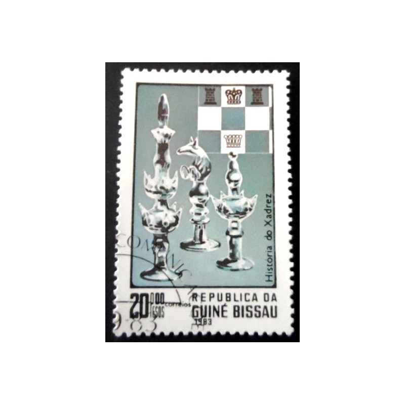 Selo postal da Guiné Bissau de 1983 Chess figures from Glass