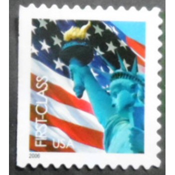 Selo postal dos Estados Unidos de 2005 Liberty & Flag N