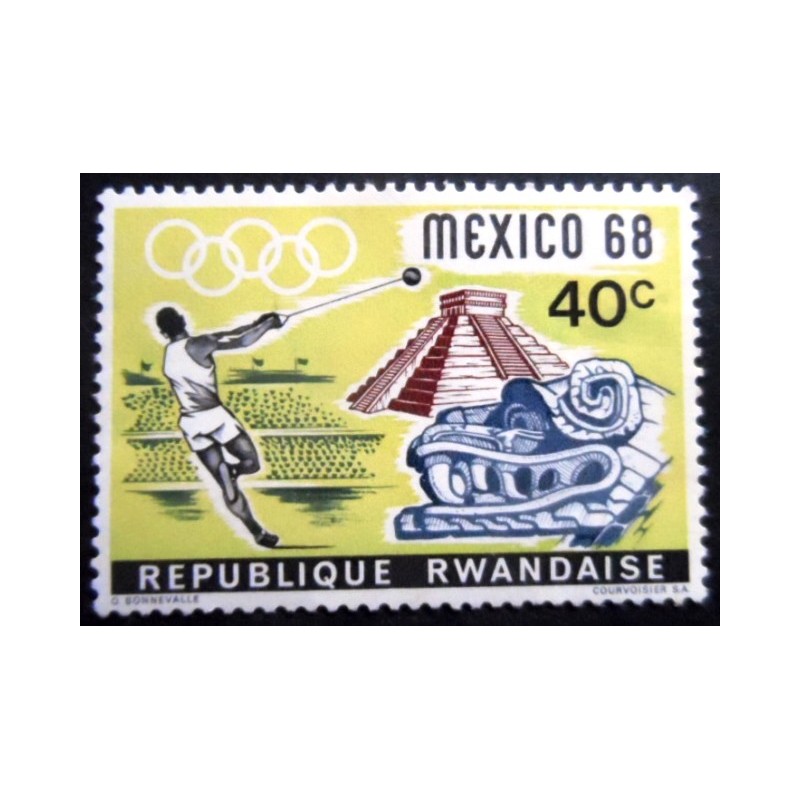 Selo postal da Ruanda de 1968 Hammer throw