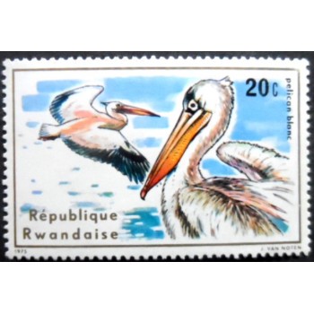 Selo postal da Ruanda de 1970 Great White Pelican 20