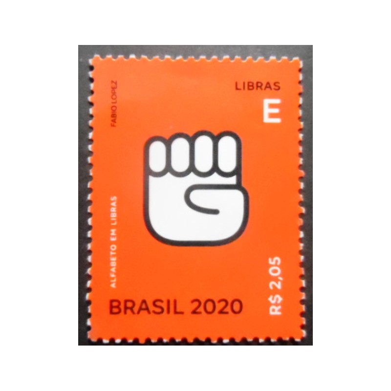 Selo postal do Brasil de 2020  - Letra E em Libras