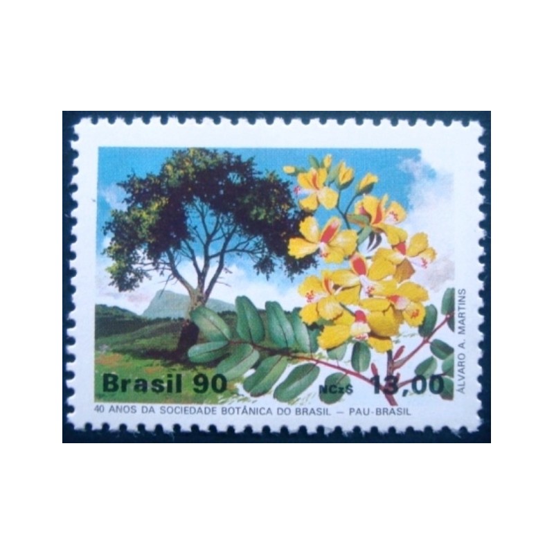 Selo postal do Brasil  de 1990 Pau-Brasil M