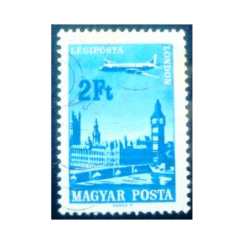 Imagem similar à do selo postal da Hungria de 1966 London