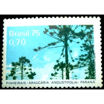 Selo postal do Brasil de 1975 Araucária