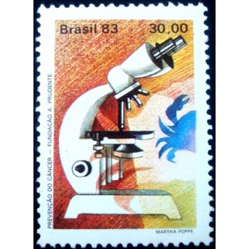 Selo postal do Brasil de 1983 Microscópio M