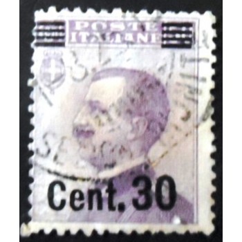 Selo postal da Itália de 1925 King Vittorio Emanuele III overprinted 30