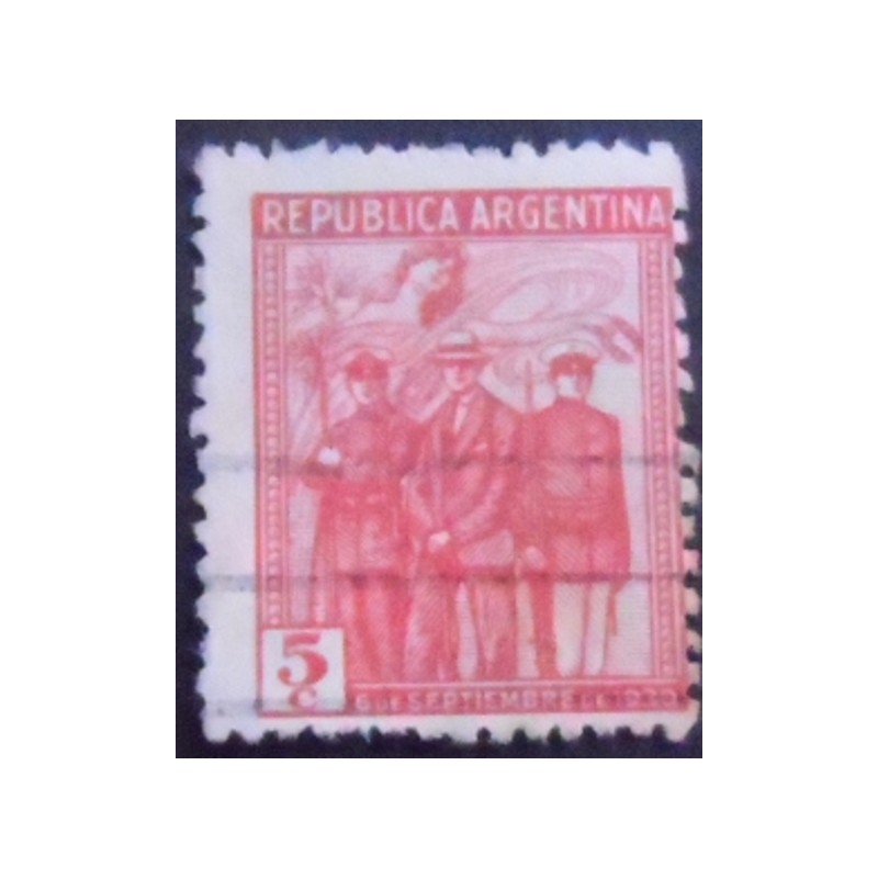 Imagem similar à do selo postal da Argentina de 1930 Spirit of Victory Attending Insurgents