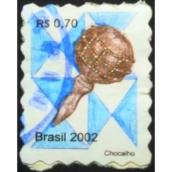 Selo postal do Brasil de 2002 Chocalho U