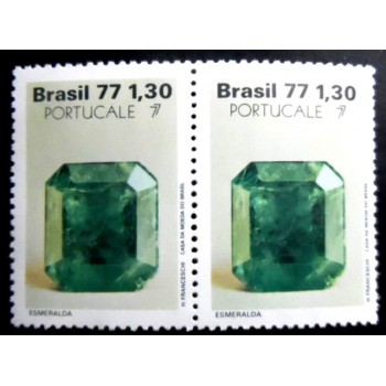 Par de selos do Brasil de 1977 Esmeralda