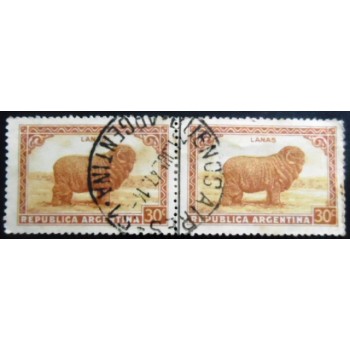 Par de selos postais da Argentina de 1936 Merino Sheep