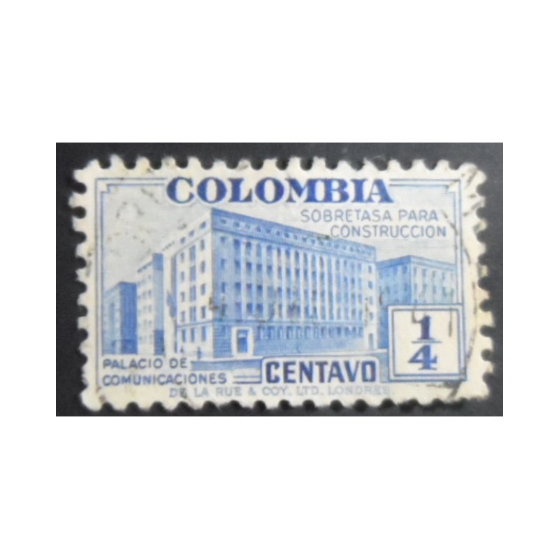 Imagem similar à do selo postal da Colômbia de 1940 Ministry of Post and Telegraphs Building ¼