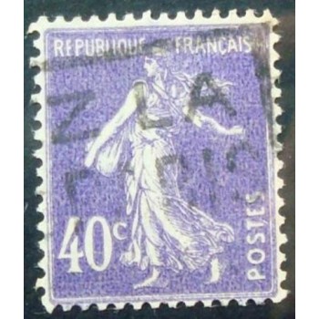 Selo postal da França de 1927 Semeuse fond plein