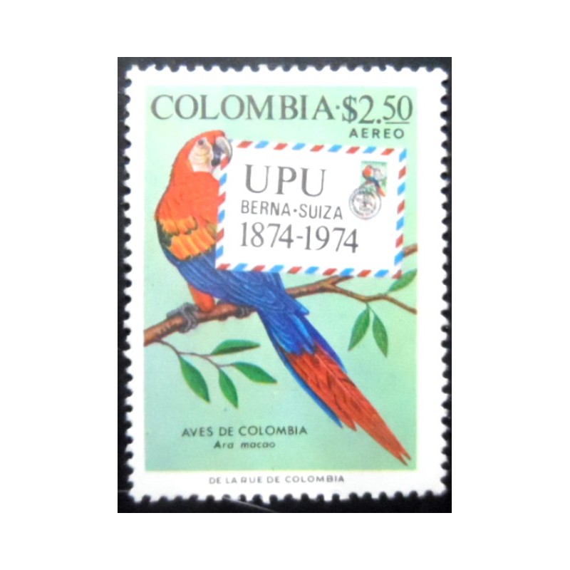 Selo postal da Colômbia de 1974 Scarlet Macaw