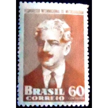 Imagem do selo postal de 1950 Osvaldo Cruz M