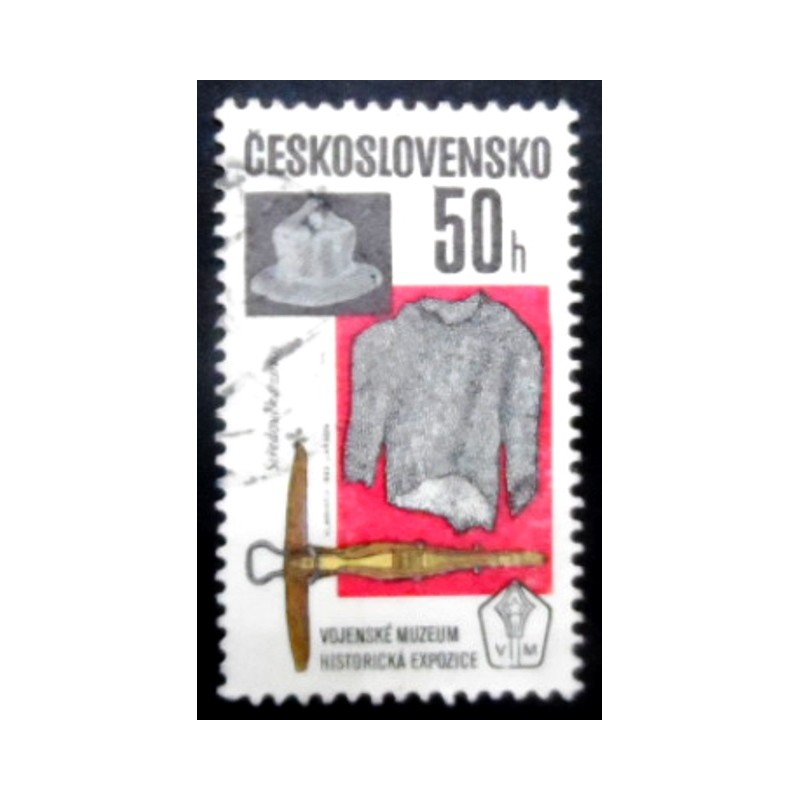 Selo postal da Tchecoslováquia de 1985 Helmet Mail Shirt and Crossbow