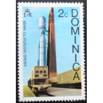 Selo postal da Dominica de 1976 1976 Titan 3-D & Centaur D-IT