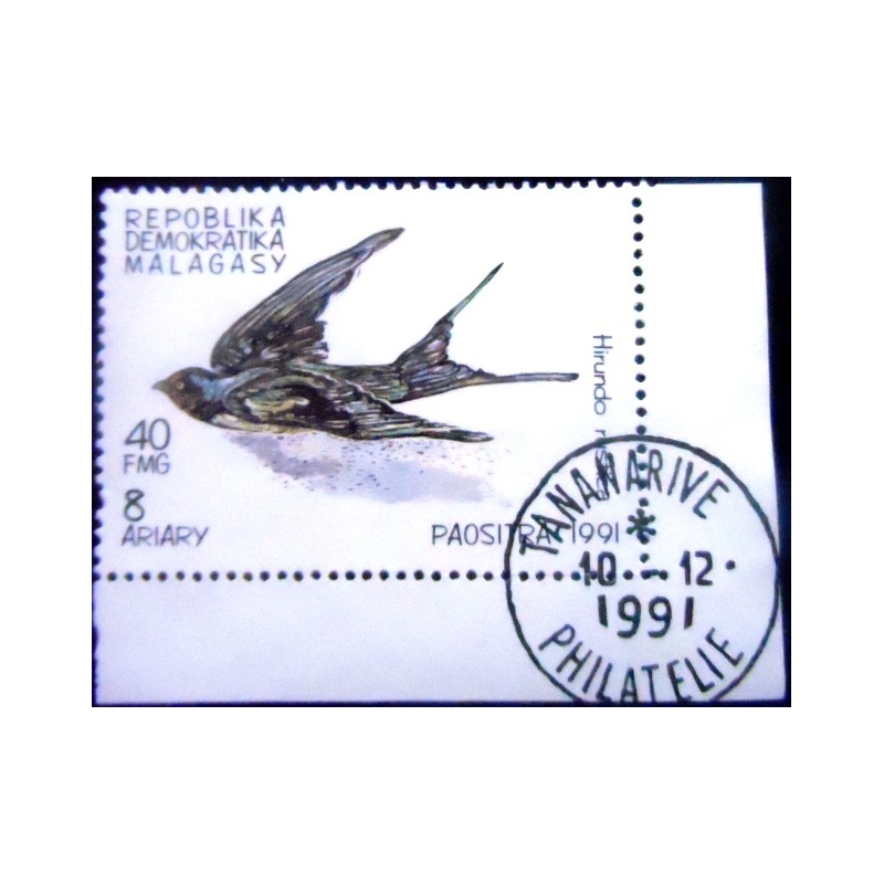 Imagem do Selo postal de Madagascar de 1991 Barn Swallow