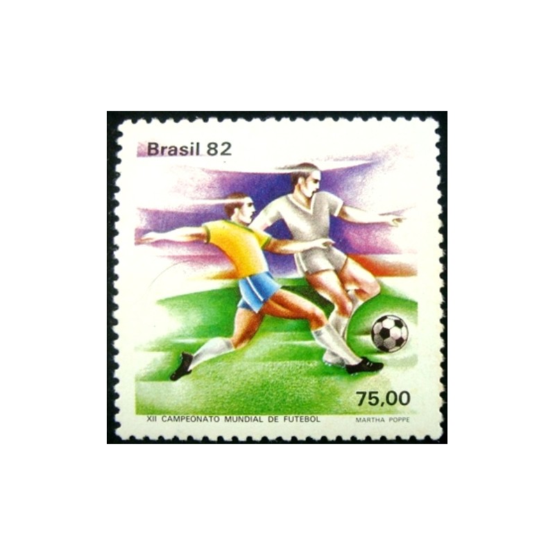 Selo postal do Brasil de 1982 Disputa de bola M