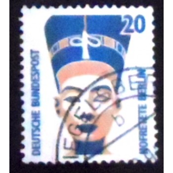 Imagem similar à do Selo postal da Alemanha de 1989 Head of Nefertiti 20