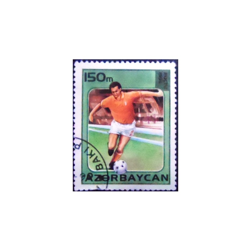 Imagem do Selo postal do Azerbaijão de 1995 Football Player Dribbling 150
