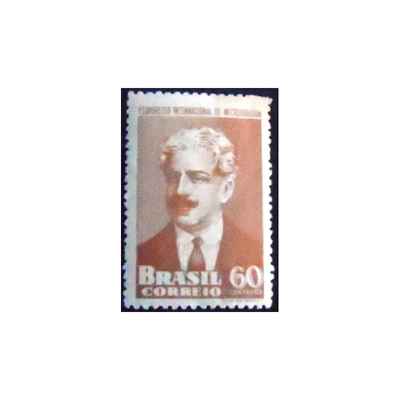Imagem do selo postal de 1950 Osvaldo Cruz M