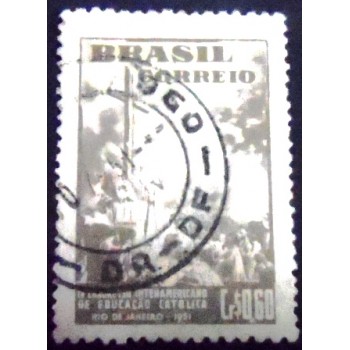 Imagem similar à do selo postal de 1951 Congresso Interamericano de Educação Católica U