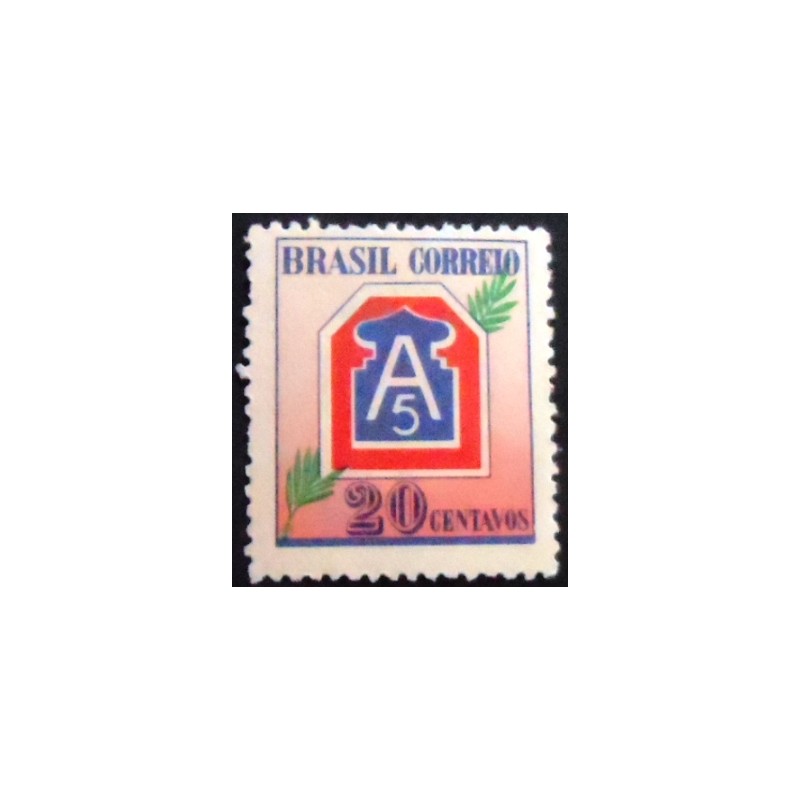 Selo postal do Brasil de 1945 Emblema V Exército EUA M