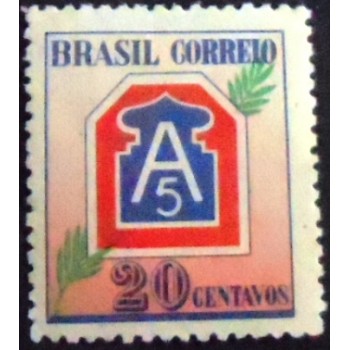 Selo postal do Brasil de 1945 Emblema V Exército EUA N