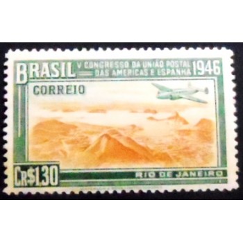 Selo postal do Brasil de 1946 5º Congresso da UPAE 1,30 M