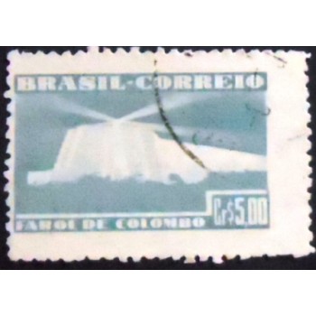 Imagem similar à do selo postal do Brasil de 1946 Farol de Colombo U