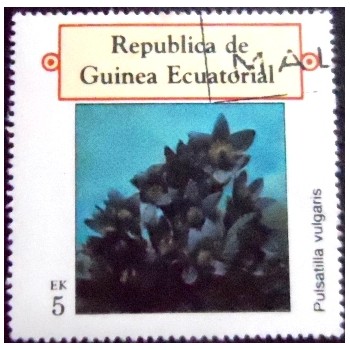 Selo postal Cinderela da Guine Equatorial de 1977 Pulsatilla Vulgaris