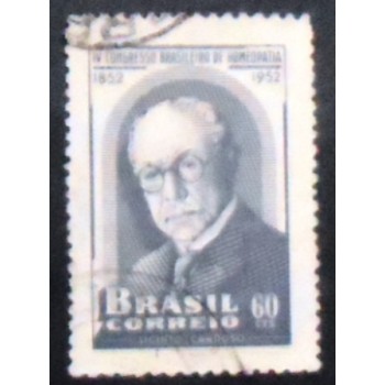 Imagem similar à do selo postal de 1952 Licínio Cardoso