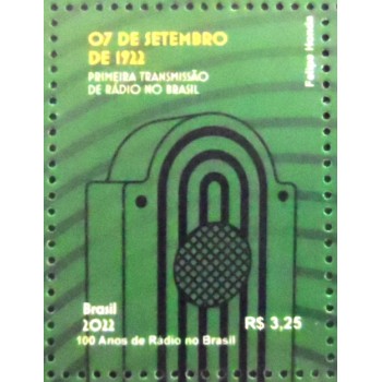 Imagem do selo postal do Brasil de 2022 Primeira Transmissão de Rádio