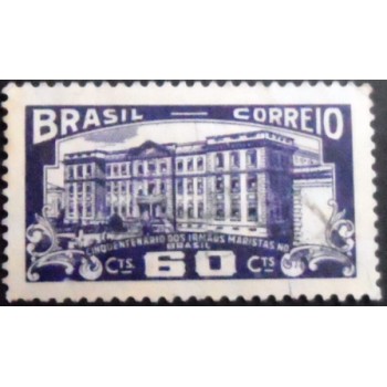 Imagem similar à do selo postal de 1954 Irmãos Maristas U