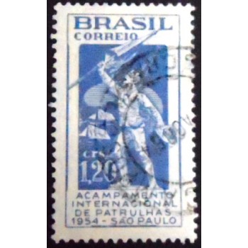 Imagem similar à do selo postal de 1954 Acampamento Internacional de Patrulhas U