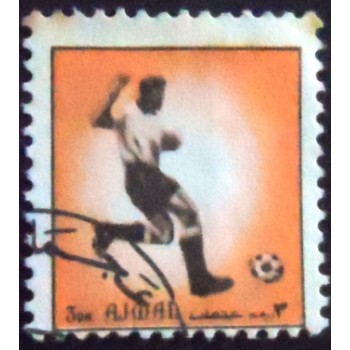 Imagem do selo postal do Ajman de 1972 Football players 2
