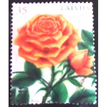 Imagem  do selo postal da Letônia de 2011 Roses