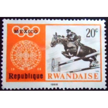 Imagem do selo postal da Ruanda de 1968 Equestrian