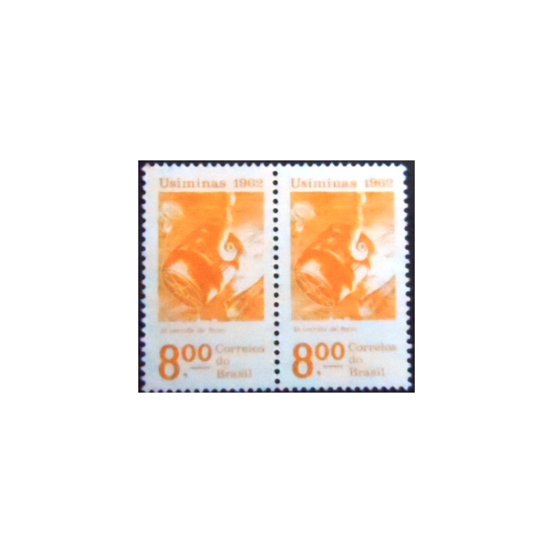 Par de selos postais do Brasil de 1962 USIMINAS N