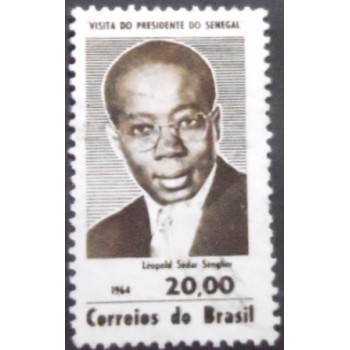 Imagem similar à do selo postal do Brasil de 1964 Leopold Sedar Senghor U