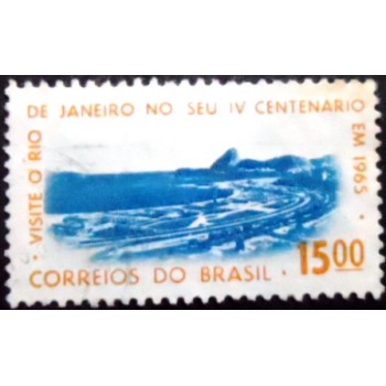 Imagem similar à do selo postal do Brasil de 1964 Flamengo U